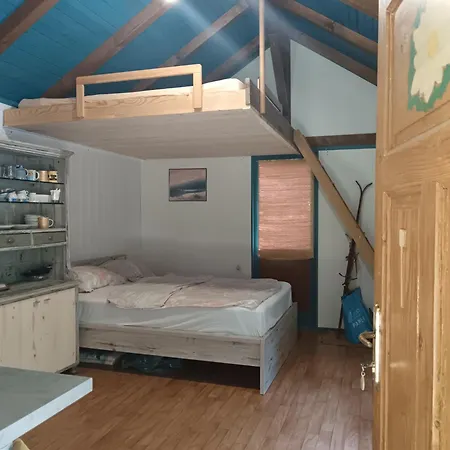 캠프장 Hidden Near 코체비에