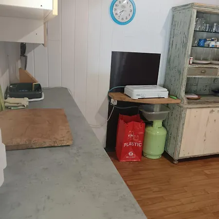 Hidden Near كوشيفج